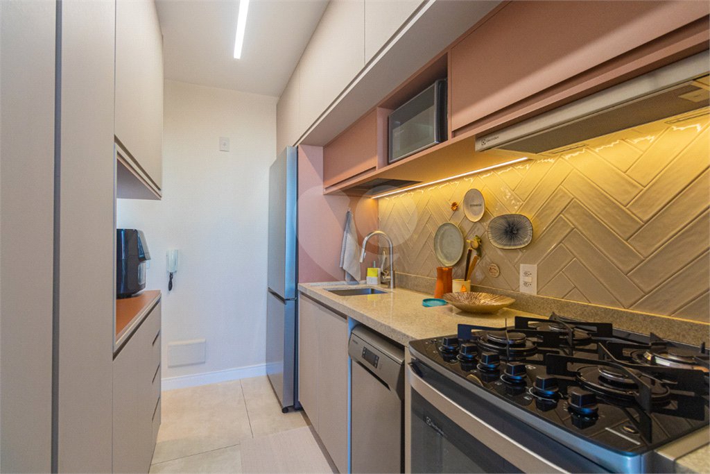 Apartamento à venda com 2 quartos, sendo 1 suíte, em Chácara Santo Antônio (zona Sul), São Paulo, SP
