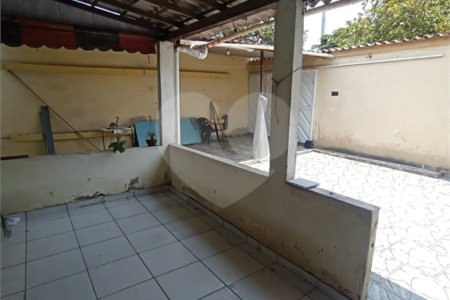 CASA À VENDA –NA ESTRADA DOS PALMARES EM SANTA CRUZ R$250.000,00
