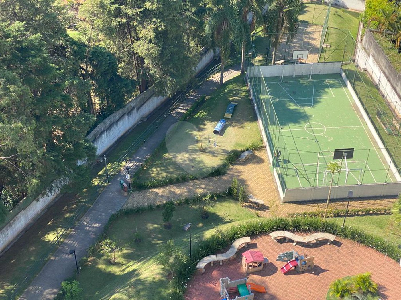 Apartamento à venda ou para alugar com 2 quartos, sendo 1 suíte, em Condomínio Granja Viana Ii, Cotia, SP