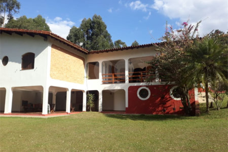 Sítio à venda com 5 quartos, sendo 3 suítes,  em Planalto Verde, São Roque, SP