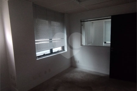 Sala comercial para locação no Jardim Paulista