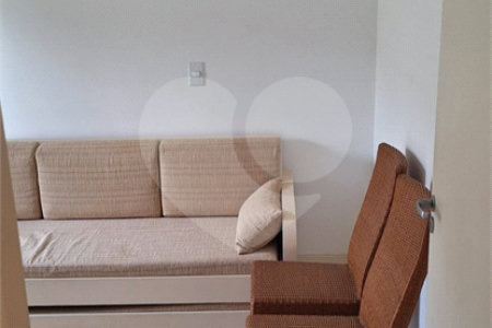 Casa à venda com 3 suítes em Condomínio Flamboyant-b, Atibaia, SP