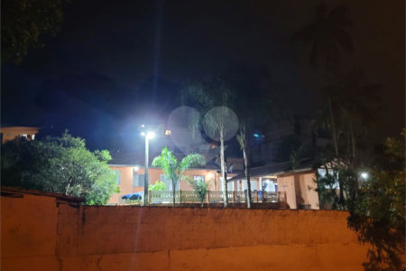 Chácara à venda com 3 quartos, sendo 1 suíte,  em Jardim Imperial, Atibaia, SP