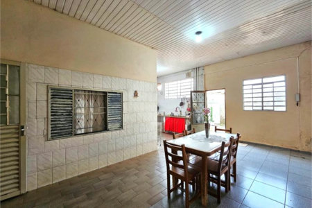 Casa Térrea à venda com 6 quartos, sendo 4 suítes, em Jardim Maria Goretti, Ribeirão Preto, SP