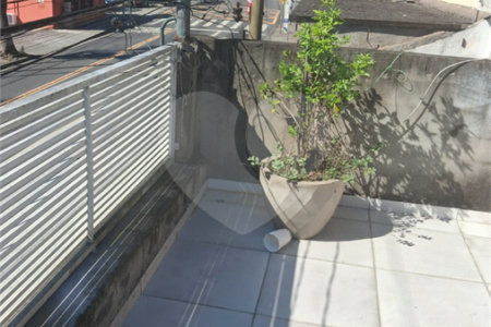 Sobrado à venda ou para alugar com 3 quartos em Baeta Neves, São Bernardo do Campo, SP