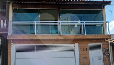 Sobrado à venda com 4 quartos, sendo 1 suíte,  em Tremembé, São Paulo, SP