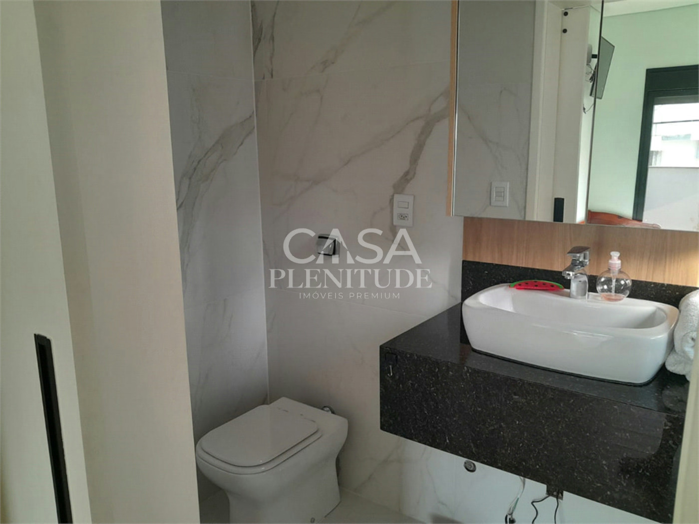 Casa em condomínio à venda com 3 quartos, sendo 2 suítes, em Cajuru do Sul, Sorocaba, SP