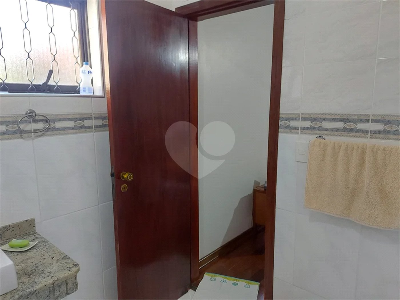 Casa à venda com 4 quartos, sendo 3 suítes, no Centro, Vinhedo, SP