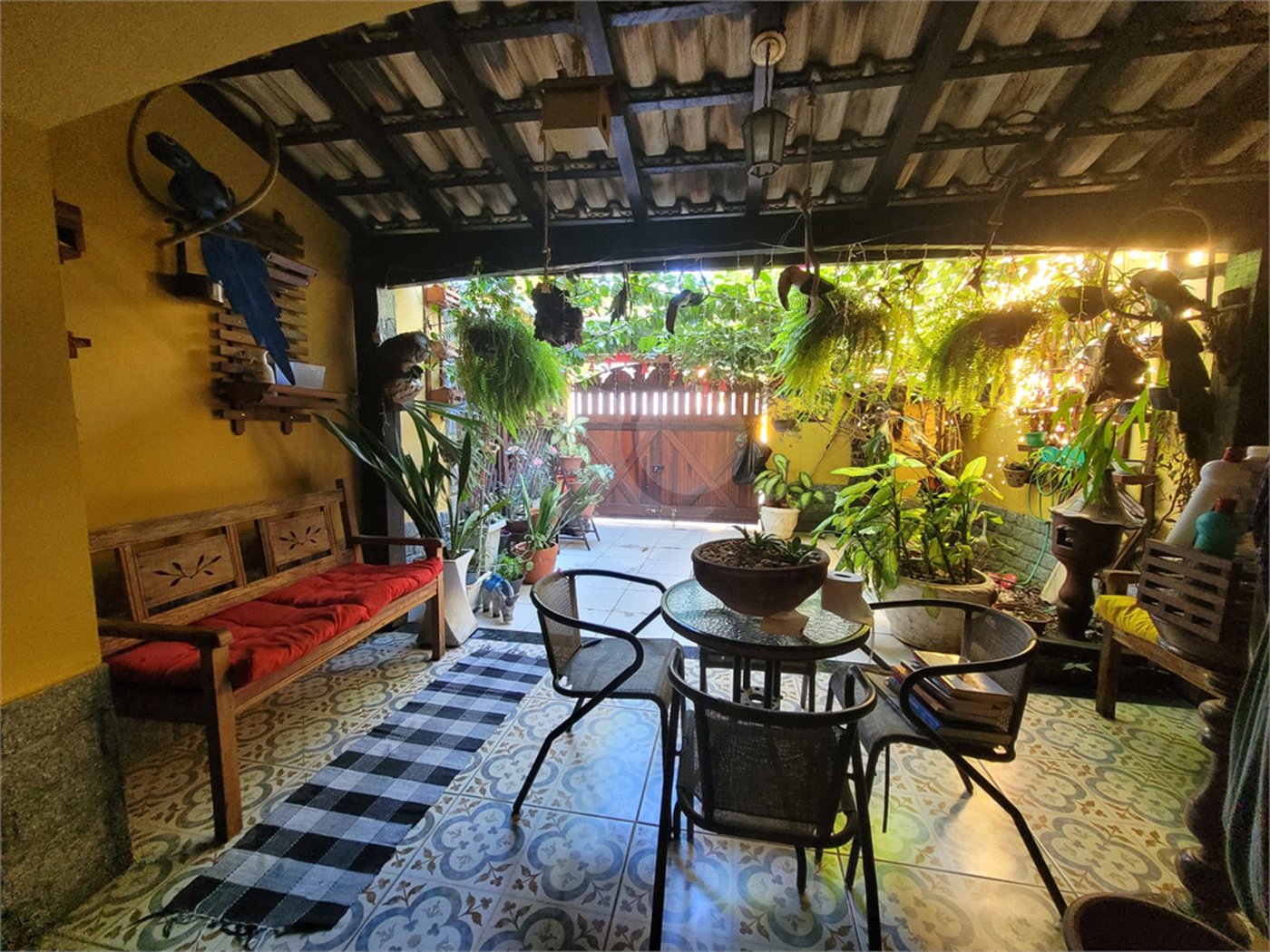 Casa à venda com 5 quartos, sendo 1 suíte, em Guaratiba, Rio de Janeiro, RJ