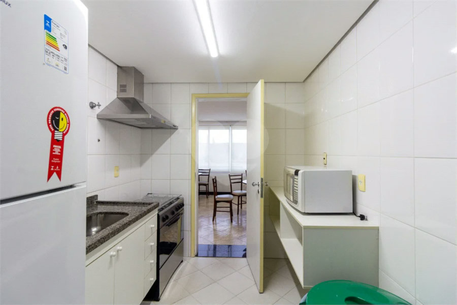 Apartamento à venda com 3 suítes em Vila Romana, São Paulo, SP
