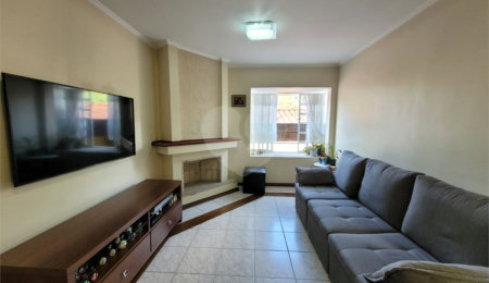 Sobrado à venda com 3 quartos, sendo 1 suíte,  em Jardim Líbano, São Paulo, SP