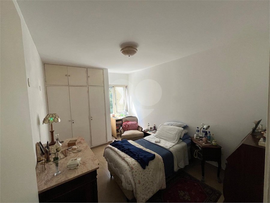 Apartamento à venda com 3 quartos, sendo 2 suítes,  em Jardim Paulista, São Paulo, SP