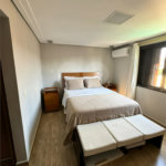 Casa à venda com 3 quartos, sendo 1 suíte, no condomínio Residencial Jardim das Flores 1510, Cotia - SP