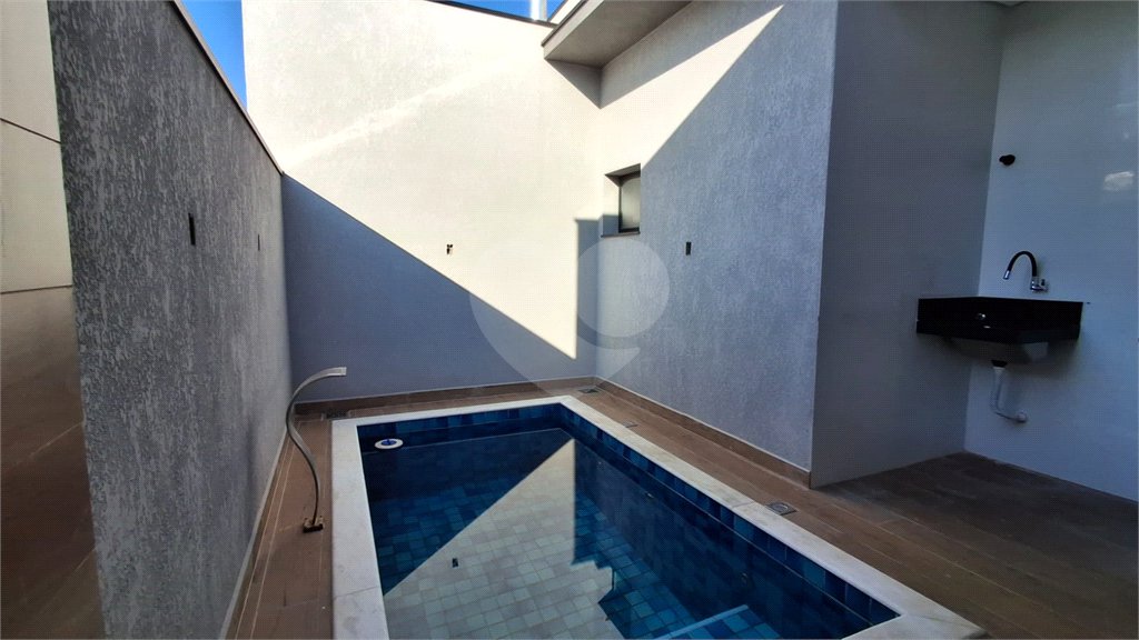 Casa à venda com 3 quartos, sendo 1 suíte,  no condomínio Horto Florestal 1, Sorocaba - SP