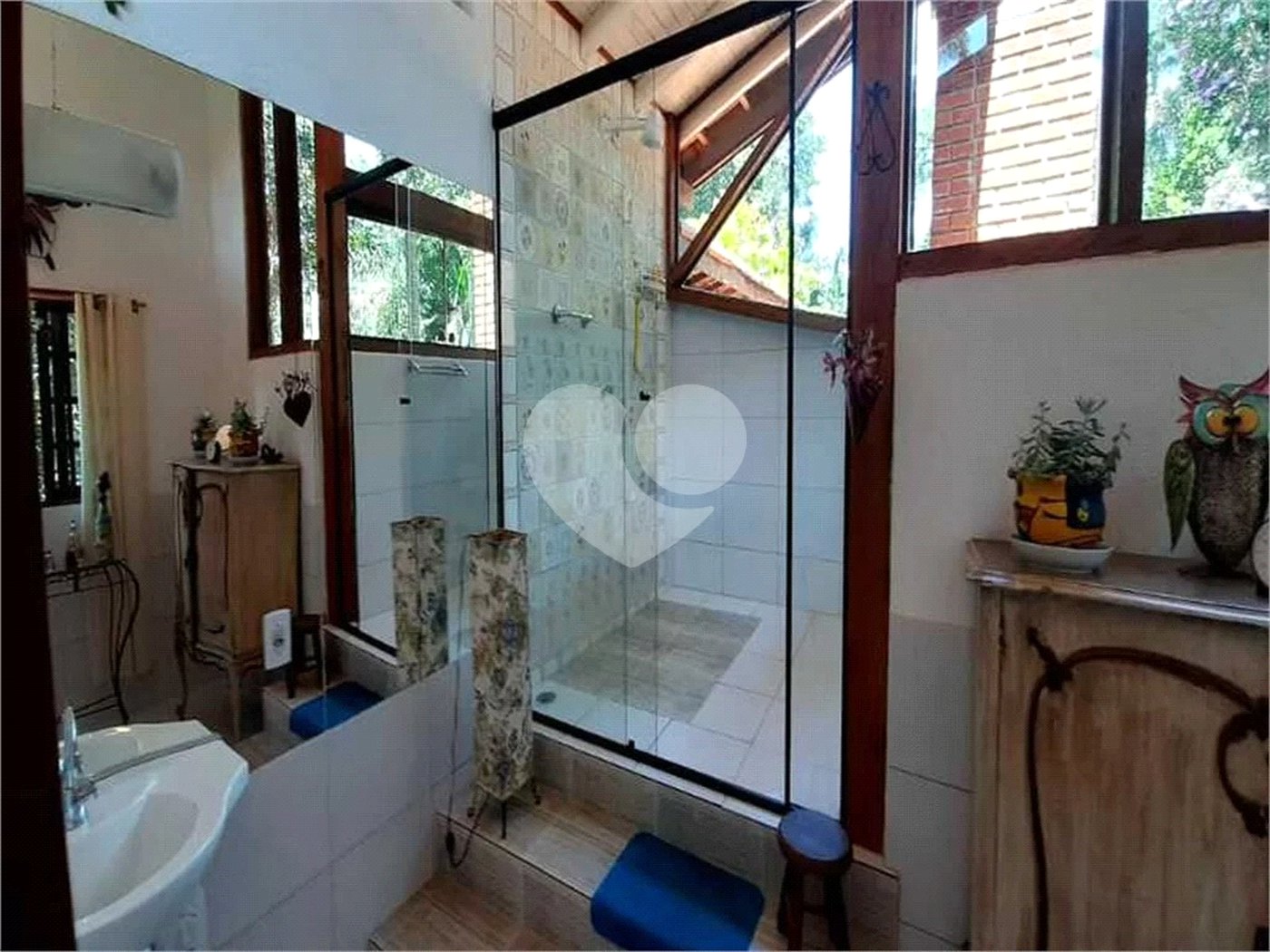 Casa Térrea à venda com 5 quartos, sendo 4 suítes, em Serra da Cantareira, Mairiporã, SP