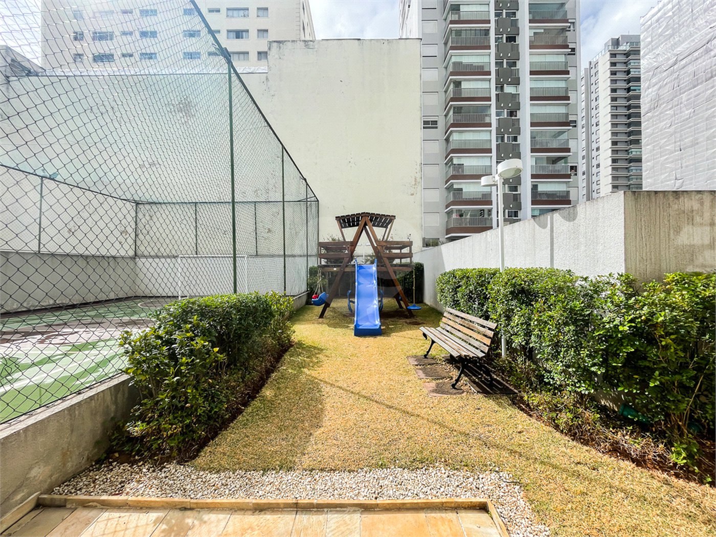 Apartamento à venda com 2 quartos, sendo 1 suíte, em Vila Dom Pedro I, São Paulo, SP