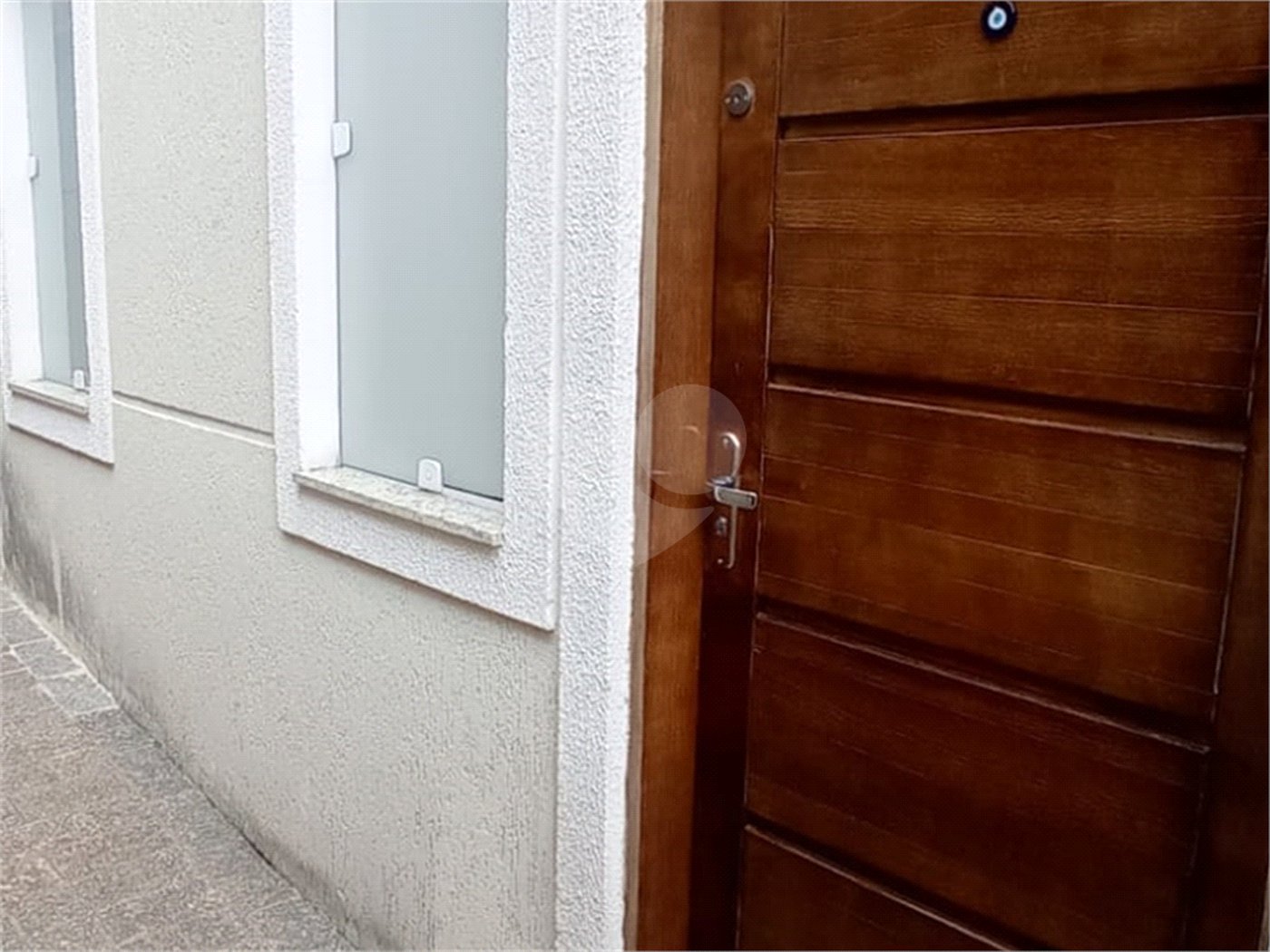 Casa à venda com 2 suítes no condomínio Residencial Pavoni I, São Paulo - SP
