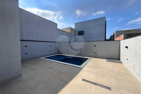 Casa à venda com 3 suítes no condomínio Helena Maria, Sorocaba - SP