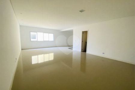 Apartamento à venda com 3 quartos, sendo 1 suíte, em Baeta Neves, São Bernardo do Campo, SP