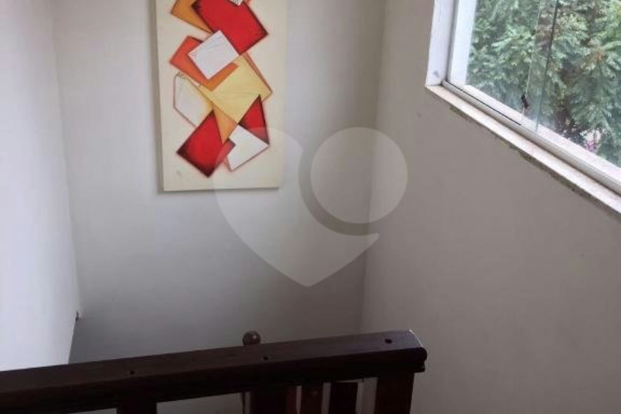 Sobrado à venda com 3 quartos, sendo 1 suíte, em Jardim Virginia Bianca, São Paulo, SP