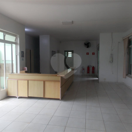 Casa à venda ou para alugar com 15 quartos, sendo 5 suítes,  no Centro, Atibaia, SP