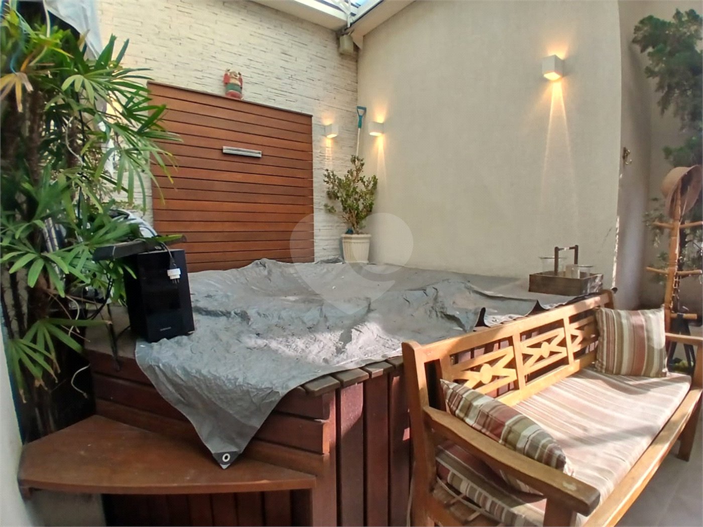Cobertura à venda com 4 quartos, sendo 2 suítes,  em Alto da Lapa, São Paulo, SP