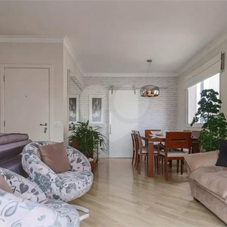 Apartamento à venda com 3 suítes em Vila Ipojuca, São Paulo, SP