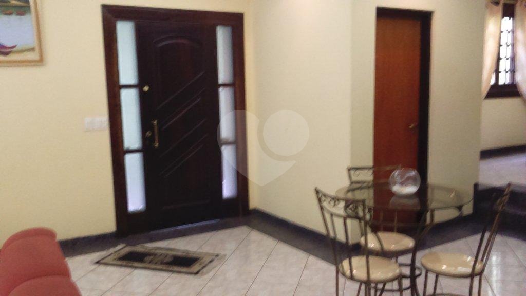 Sobrado à venda com 4 quartos, sendo 3 suítes, em Vila Maria Alta, São Paulo, SP