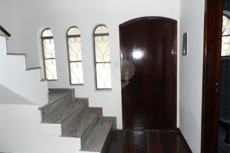 Casa à venda com 5 quartos, sendo 3 suítes, em Vila São Francisco, São Paulo, SP