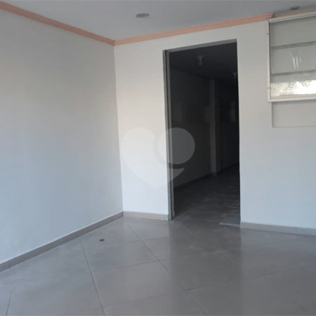 Sobrado para alugar com 4 quartos no Centro, São Roque, SP