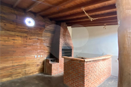 Casa para alugar com 3 quartos, sendo 1 suíte, em Parque das Aroeiras, Ponta Porã, MS