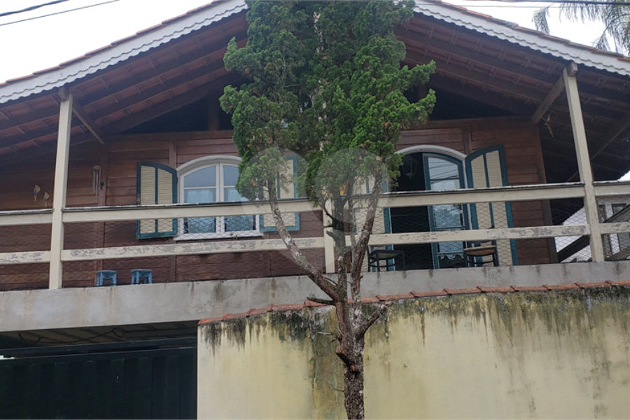 Casa à venda com 4 quartos, sendo 1 suíte, em Serra da Cantareira, Mairiporã, SP