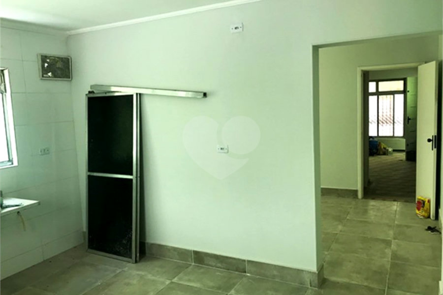 Casa à venda com 3 quartos, sendo 1 suíte, em Interlagos, São Paulo, SP