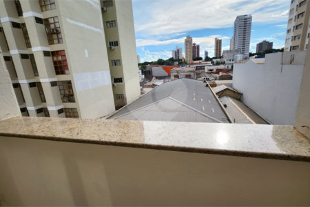 Apartamento à venda com 2 quartos, sendo 1 suíte, no Centro, Araraquara, SP