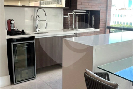 Apartamento à venda com 3 suítes em Água Branca, São Paulo, SP