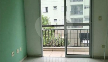 Apartamento à venda com 2 quartos em Horto, São Paulo, SP