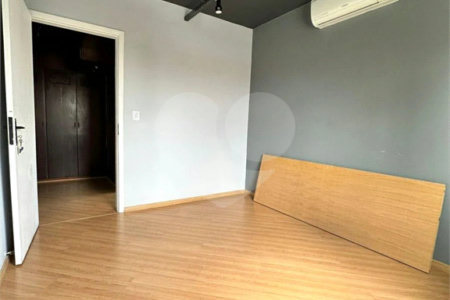 Casa à venda com 4 quartos, sendo 1 suíte, em Vila Oliveira, Mogi das Cruzes, SP