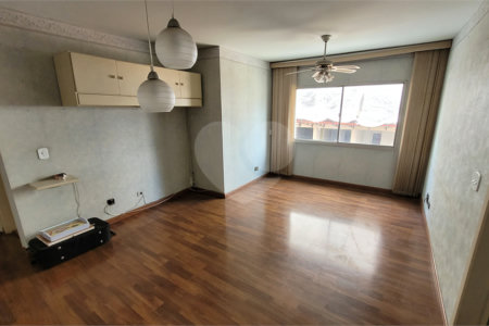 Apartamento à venda com 2 quartos, sendo 1 suíte,  em Vila Mariana, São Paulo, SP