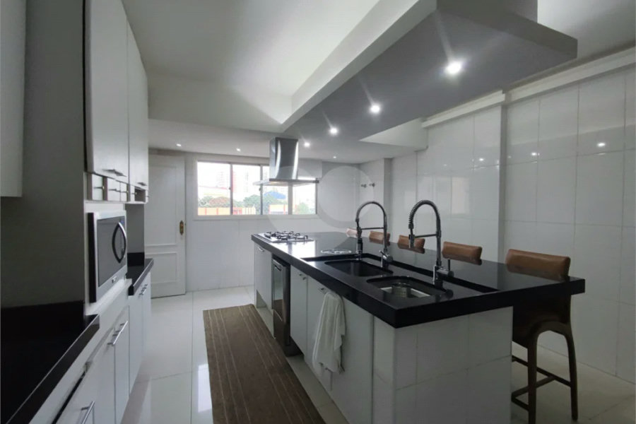 Apto 198m² Totalmente reformado - Vila Mascote