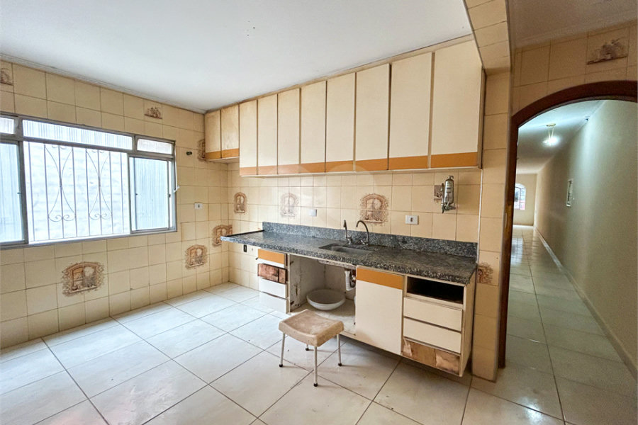 Sobrado à venda com 4 quartos, sendo 3 suítes, em Vila Prudente, São Paulo, SP