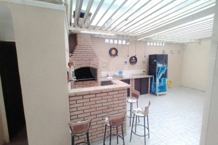 Sobrado à venda com 4 quartos, sendo 2 suítes, em Ipiranga, São Paulo, SP