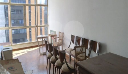 Apartamento à venda com 3 quartos, sendo 1 suíte,  em Jardim Paulista, São Paulo, SP