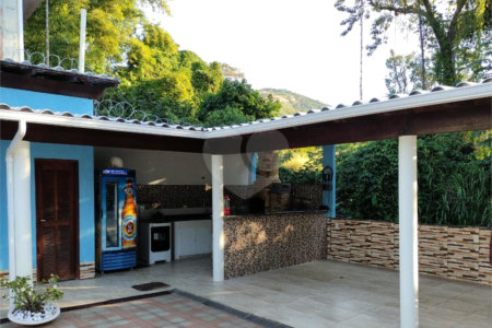 Casa à venda com 3 suítes em Campo Grande, Rio de Janeiro, RJ