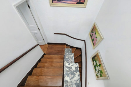 Casa próximo da praia com 3 dormitórios à venda, 128 m² por R$ 1.300.000 - Pompéia - Santos/SP