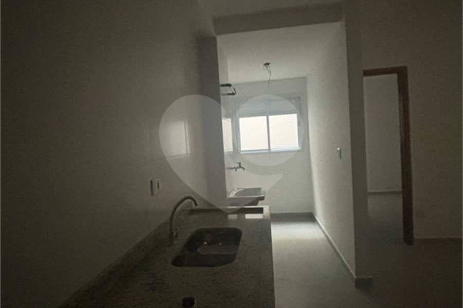 Casa à venda com 2 quartos, sendo 1 suíte, no condomínio Maracujas, São Paulo - SP