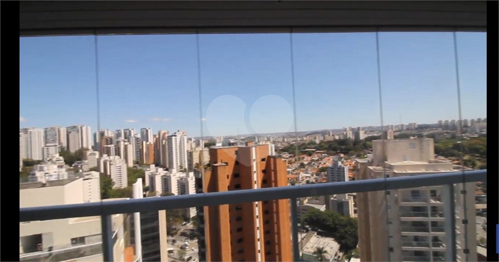 Apartamento à venda com 3 quartos, sendo 1 suíte, em Morumbi, São Paulo, SP