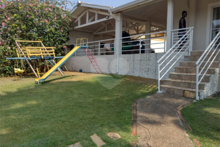 Indaiatuba- Recreio Internacional Viracopos - Terreno com 1000 ms - construido 200 ms - Sobrado com 3 dorms, 1 suite, Ar condicionado nos quartos e sala, cozinha com armários, cooktop, ampla varanda - Quiosque com churrasqueira e piscina , playground, garagem, deposito - R$ 1.500.000,00 - não ace