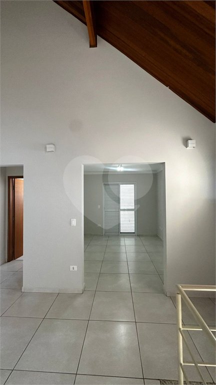 Apartamento para alugar com 3 quartos, sendo 1 suíte, em Atibaia Jardim, Atibaia, SP