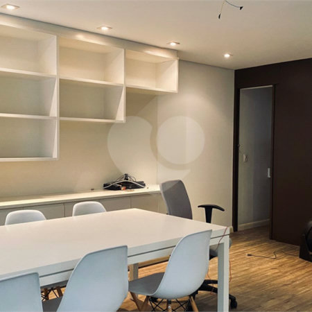 Casa à venda com 3 suítes no condomínio Vilas 2, São Paulo - SP