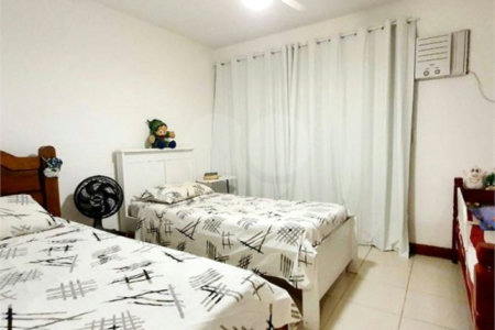 Casa à venda com 3 quartos, sendo 2 suítes, em Tijuca, Rio de Janeiro, RJ